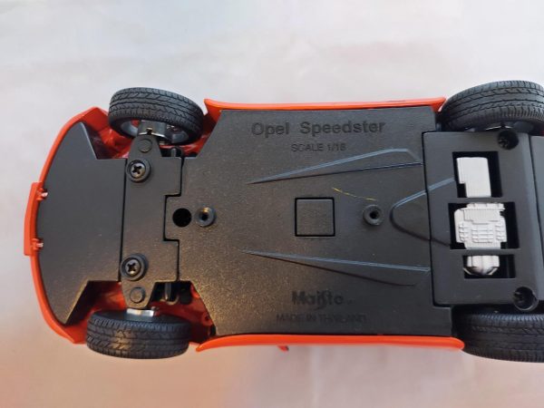 Opel Speedster onderkant